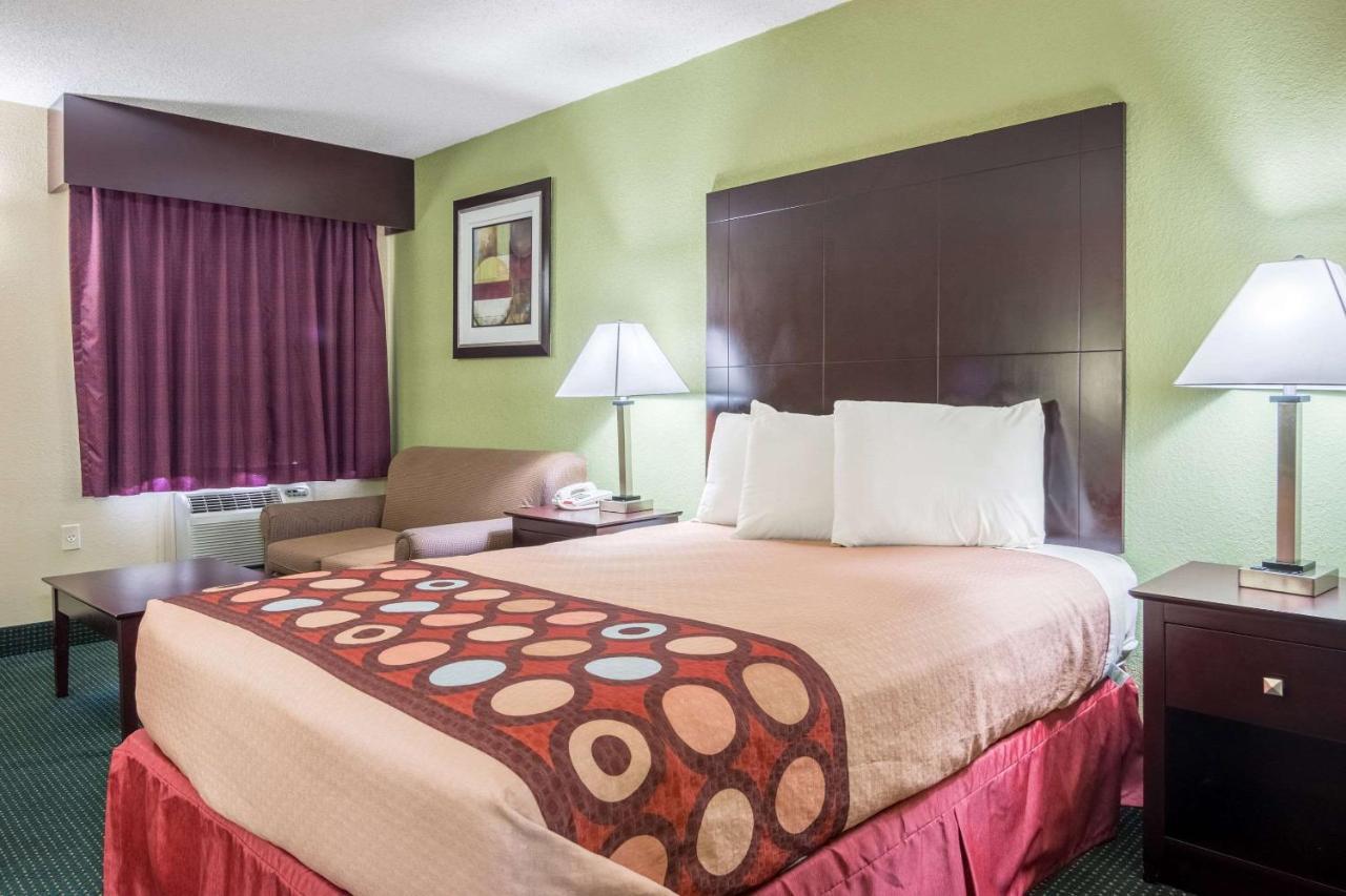 Rodeway Inn Mansfield Bagian luar foto
